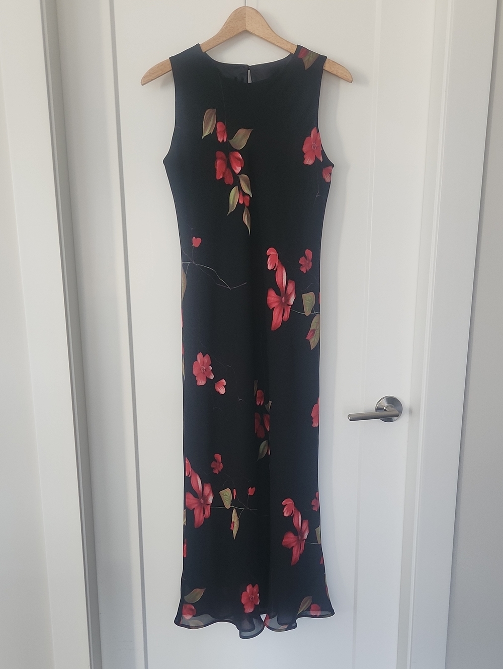 Jones New York Black Floral Midi Dress